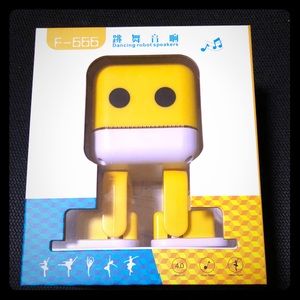 New Dancing Robot Speaker